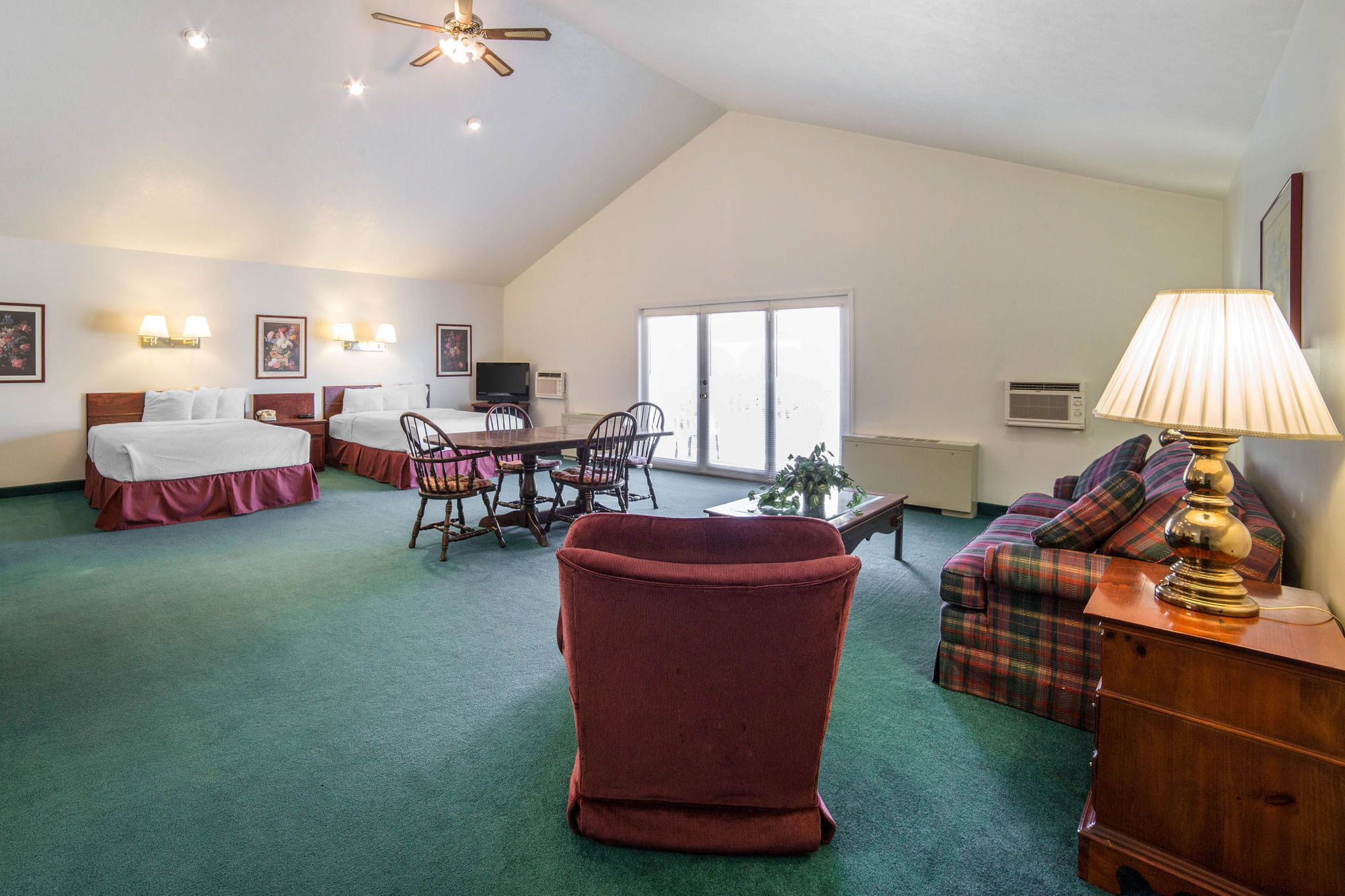 Rodeway Inn Whitehall Camera foto